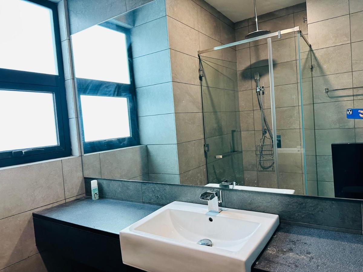 Grand Millennium Suite At Opus Residence 쿠알라룸푸르 외부 사진